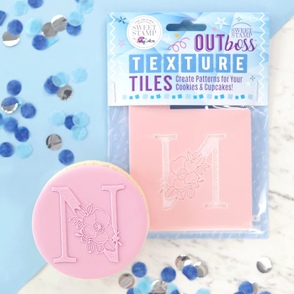 Monogram Floral N - Biscuit Cupcake Embosseur