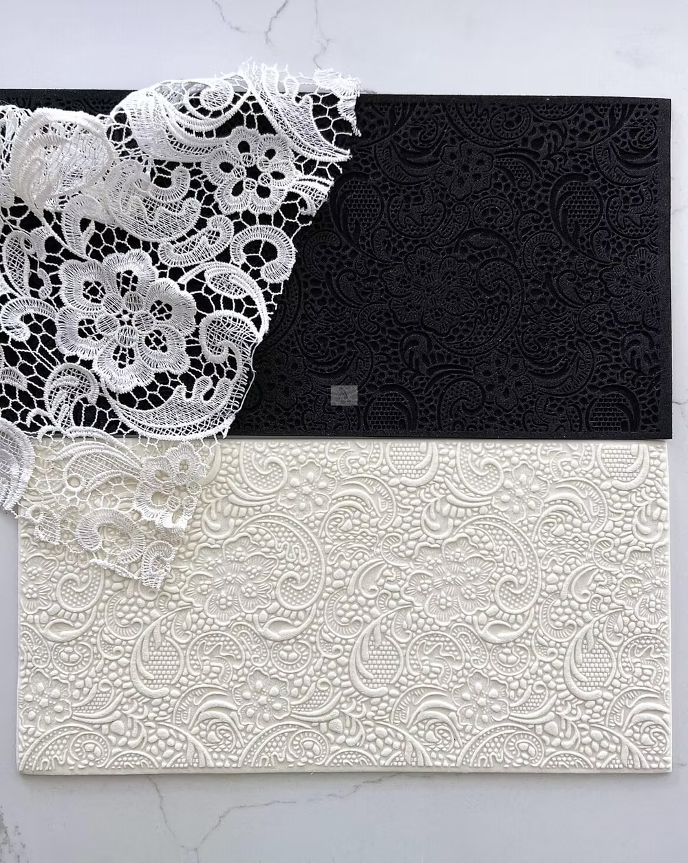 Cake embosser POINT DE FRANCE - Angela Morrison