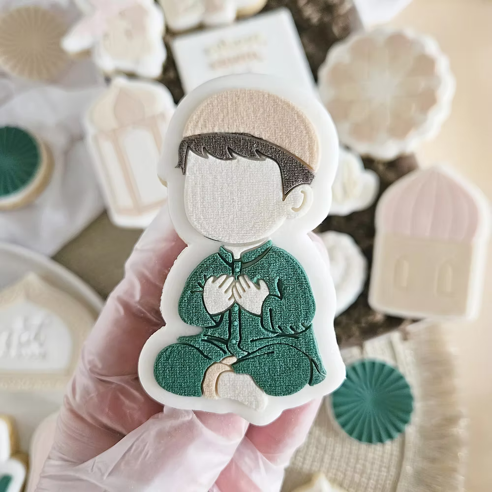 53 - Garçon Doua - Tampon Acrylique + Emporte pièce