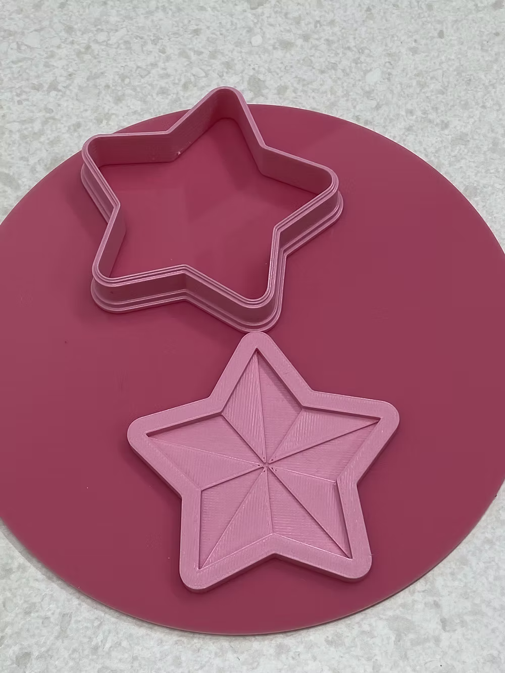 Pla 3D + emporte pièce Etoile