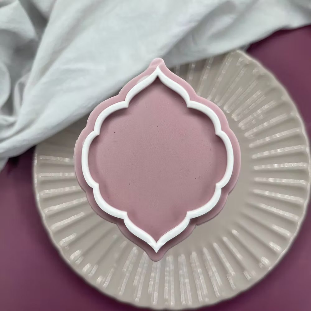 Tampon + emporte pièce Cadre Arabesque #03  - LM