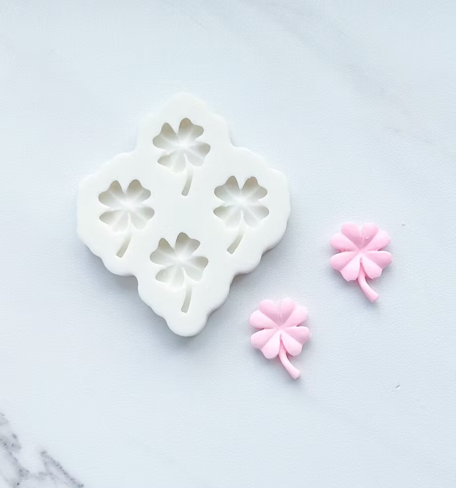 Mini moule en silicone Feuille de trèfle