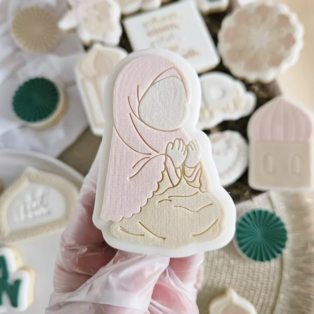 54 - Fille Doua - Tampon Acrylique + Emporte pièce