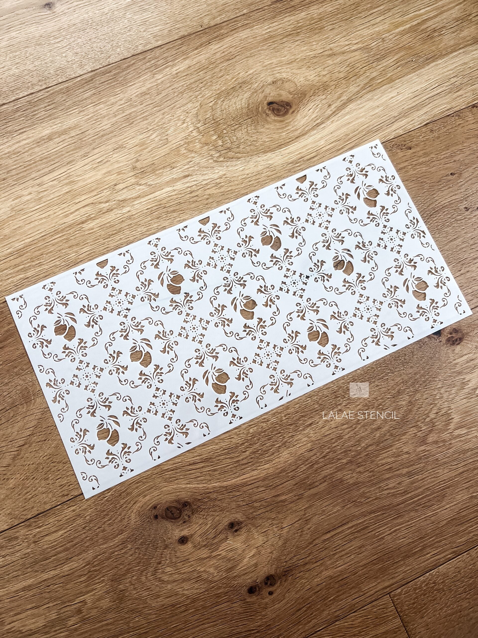 Pochoir Lalae - Angela Morrison