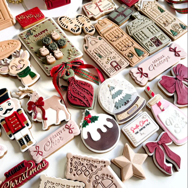Tampon & cutters à biscuits 3D Arbre de Noël Boule à neige- Lissie Lou