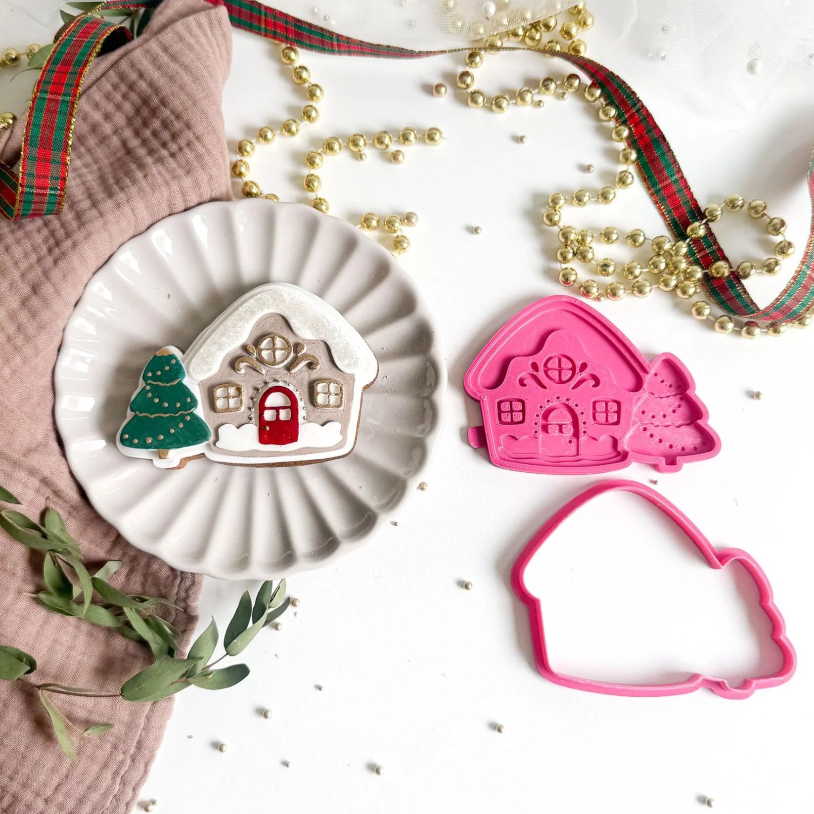 Tampon & cutters à biscuits 3D La maison en pain d'épice de Mère Noël - Lissie Lou