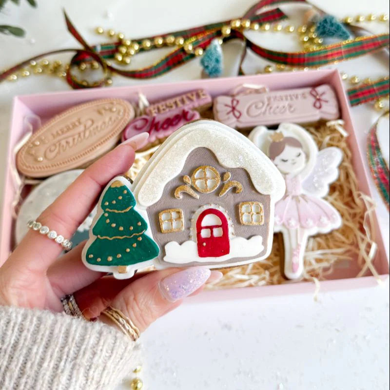Tampon & cutters à biscuits 3D La maison en pain d'épice de Mère Noël - Lissie Lou