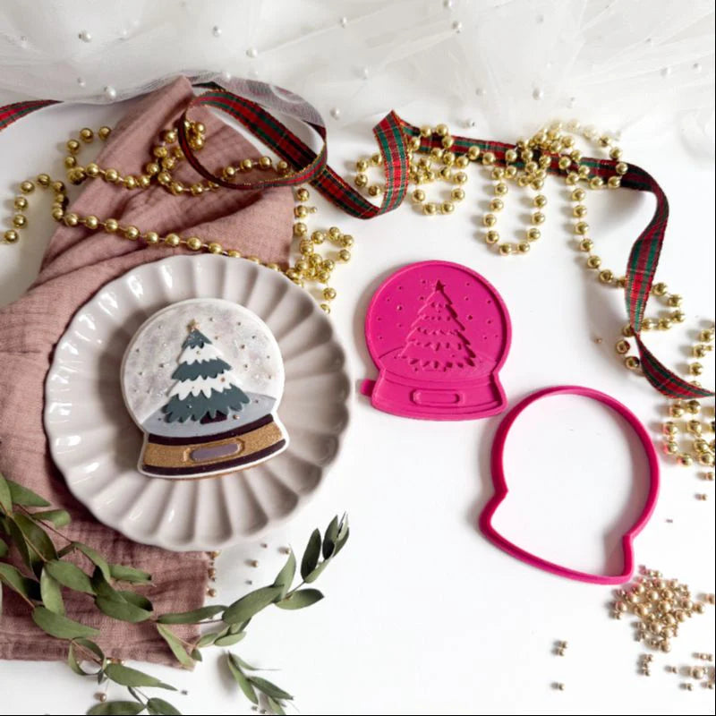 Tampon & cutters à biscuits 3D Arbre de Noël Boule à neige- Lissie Lou