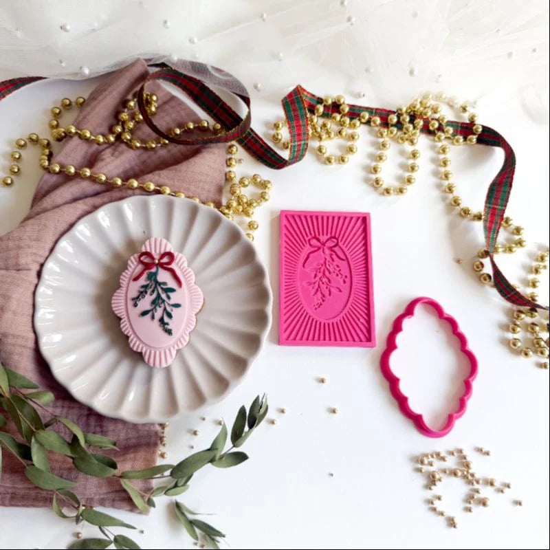 Tampon & cutters à biscuits 3D  Plaque ovale vintage en gui - Lissie Lou